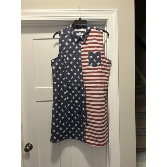 Magellan Outdoors Dress Women’s 2XL Flag USA Red White Blue Classic Fit UPF 30 - Picture 1 of 5